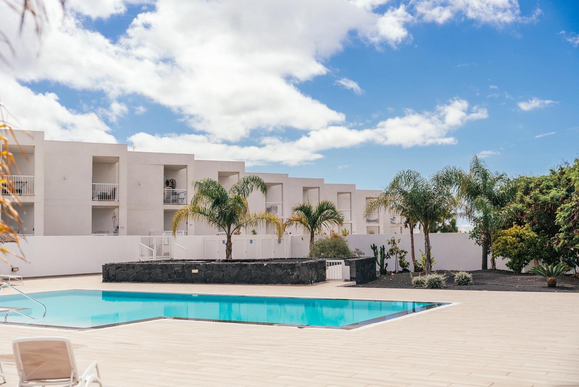 Apto Rebeca By Hh Aa, Wifi & Pool Costa Teguise Exterior photo